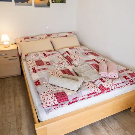 דירה Apartma Pri Lipi